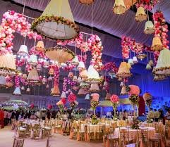 WEDDING DECORATIVE ITEMS